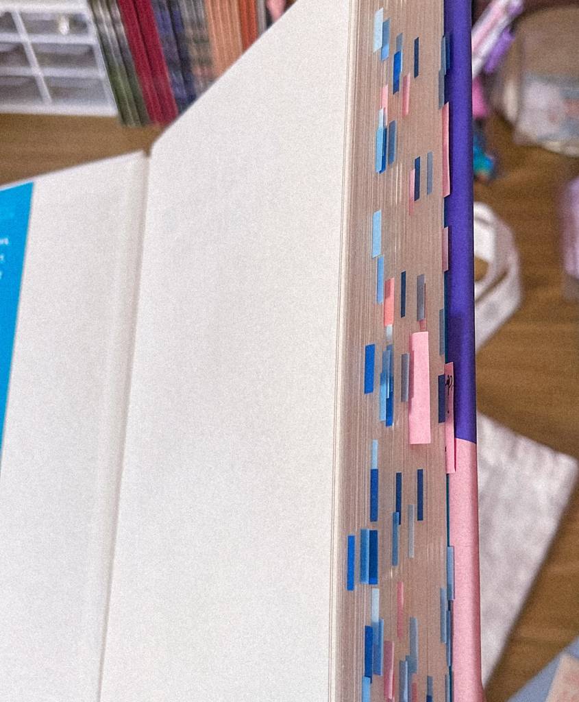 📚علامات كتب عريضة